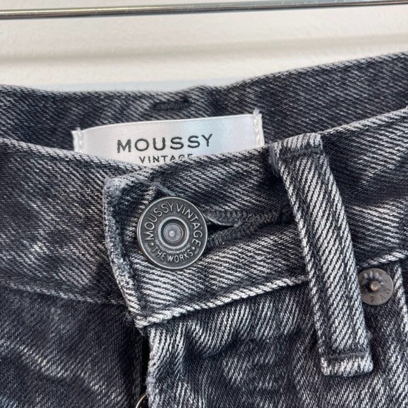 Moussy Jeans Size 25 - Picture 4 of 7
